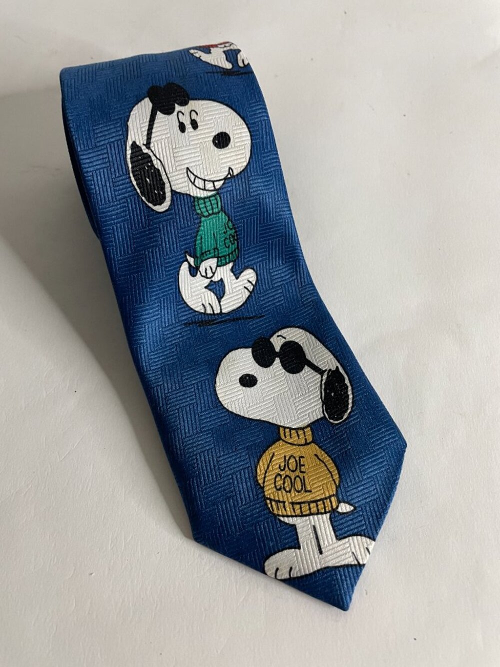 Adorable Snoopy “Joe Cool” Novelty Necktie